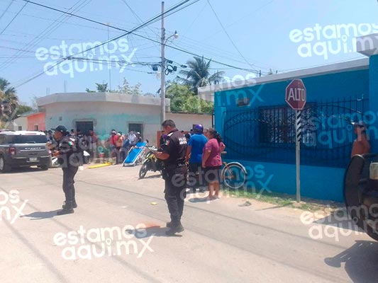 Se «vuela» el alto y arrolla a motociclistas en Ticul, un menor ...